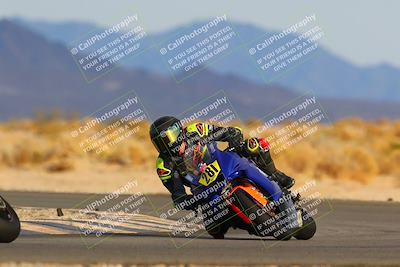 media/Feb-27-2022-CVMA (Sun) [[a3977b6969]]/Race 15 Amateur Supersport Middleweight/